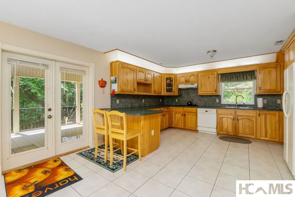 176 Battle Branch Ridge Road Franklin, NC 28734