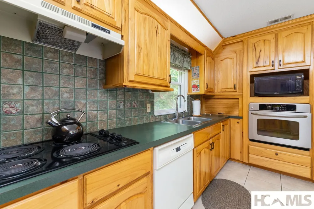 176 Battle Branch Ridge Road Franklin, NC 28734