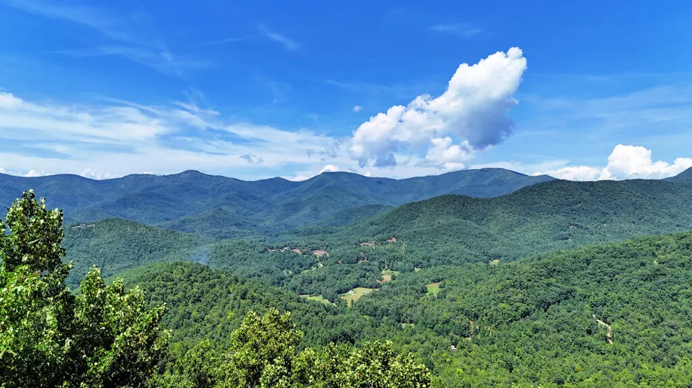 Sundown Dr Franklin, NC 28734