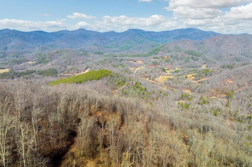 Sundown Dr Franklin, NC 28734