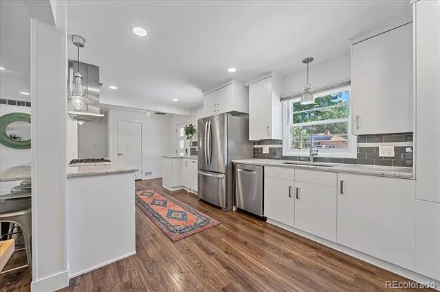 4955 S Galapago Street Englewood, CO 80110