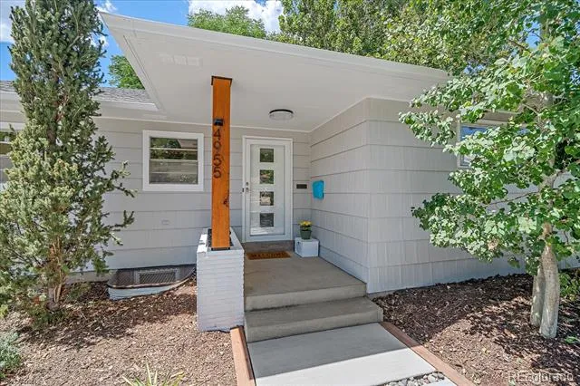 4955 S Galapago Street Englewood, CO 80110