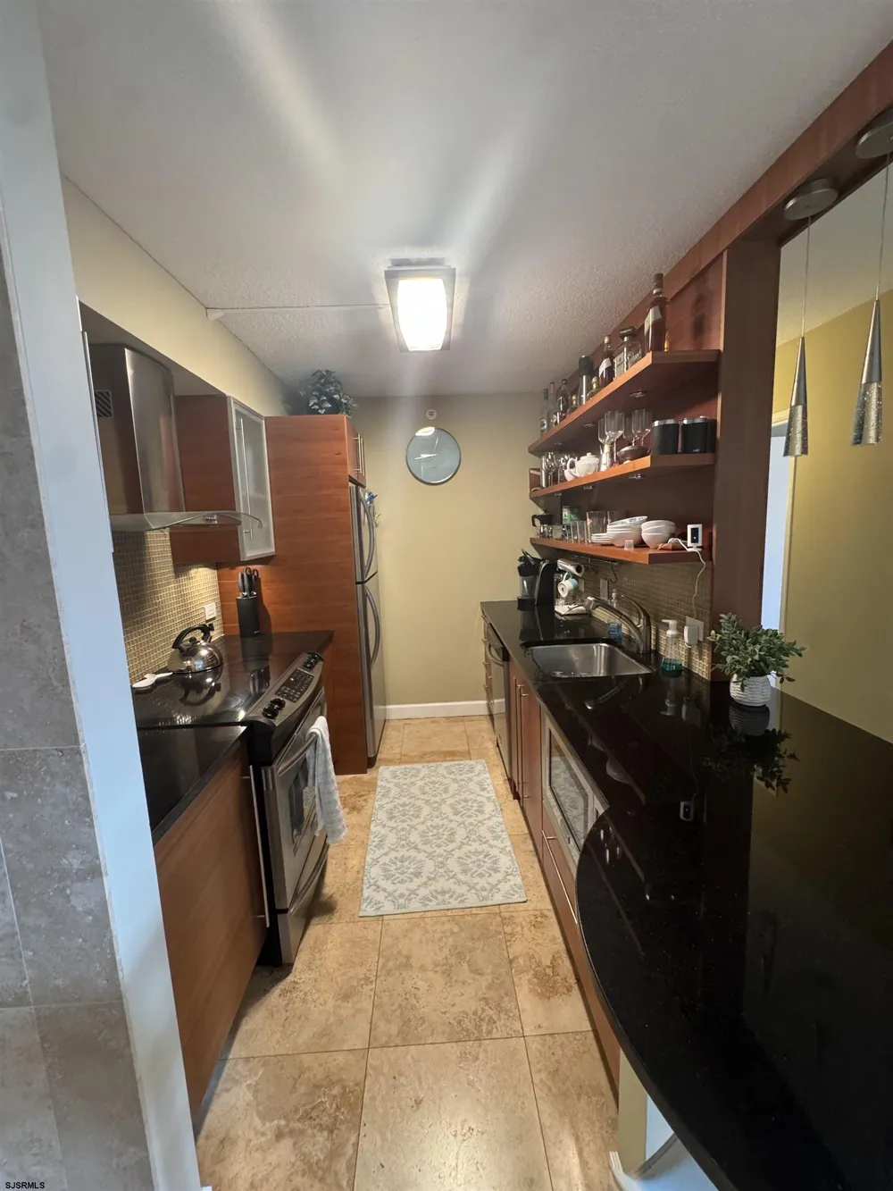 526 Pacific Ave Atlantic City, NJ 08401