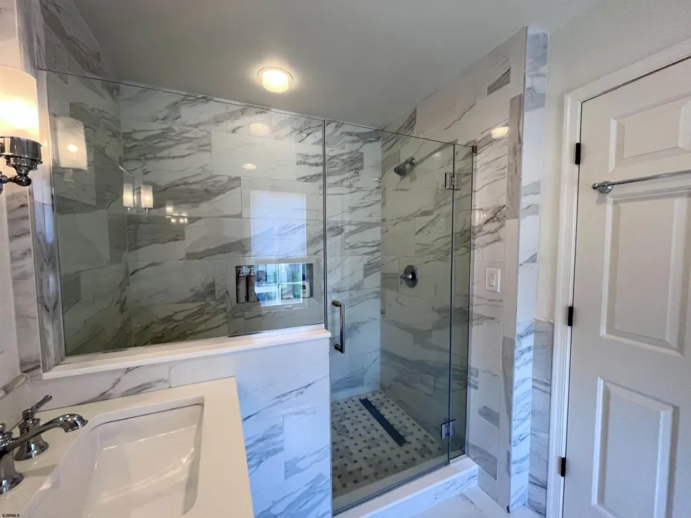 304 N Vendome Ave Margate, NJ 08402