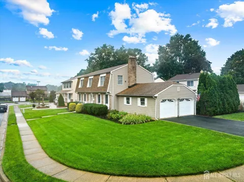 12 Holly Park Drive