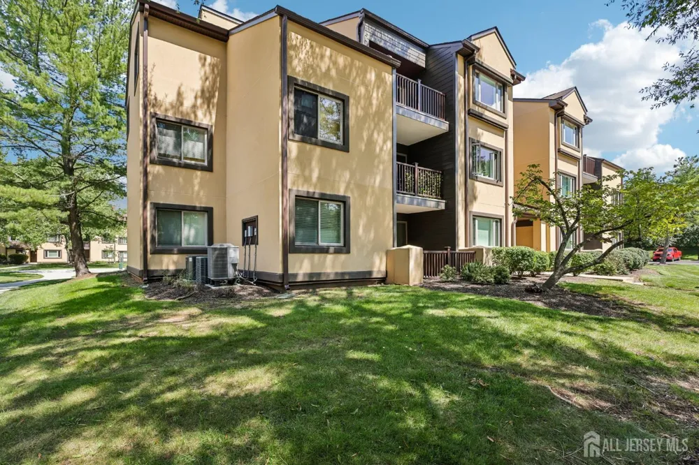 2109 Sayre Drive #2109 Plainsboro, NJ 08540