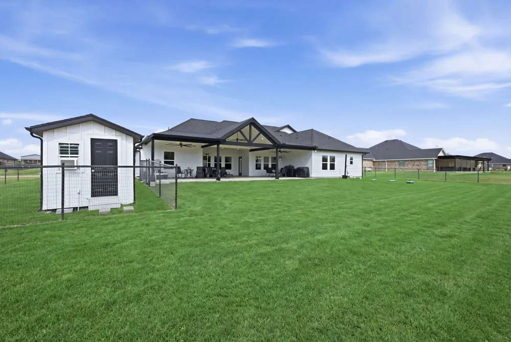 10216 Finch Road Sanger, TX 76266