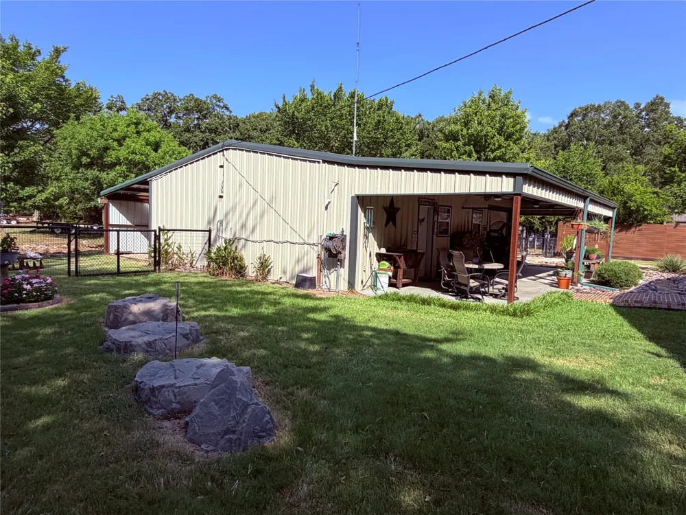 10442 County Road 2434 Terrell, TX 75160