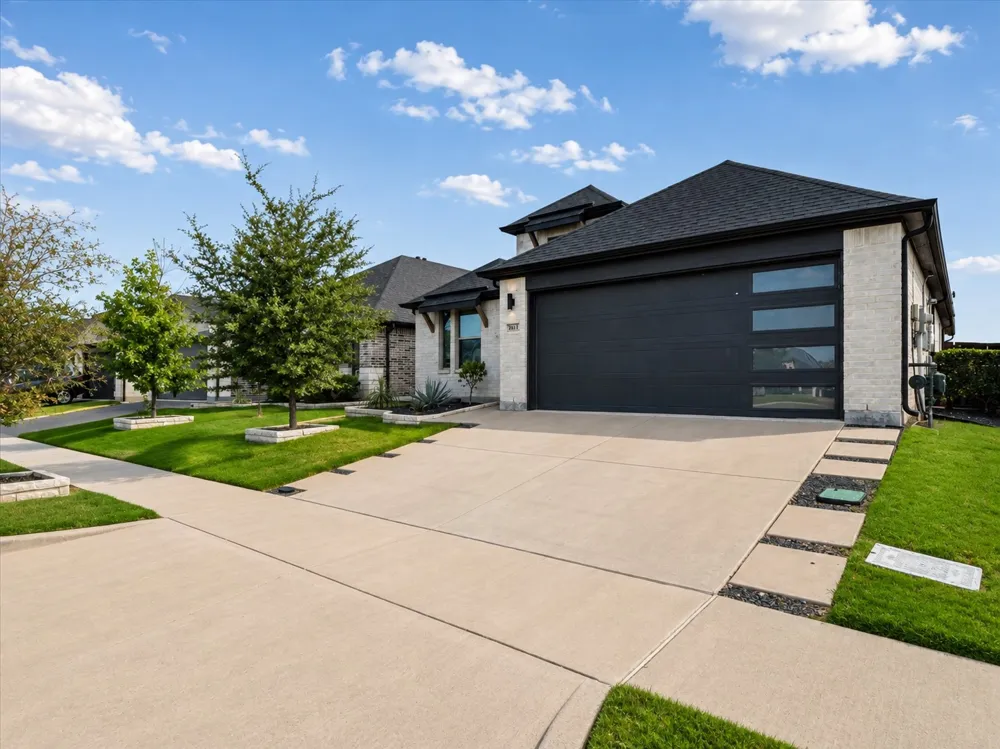 2913 Sunnyside Drive Celina, TX 75009