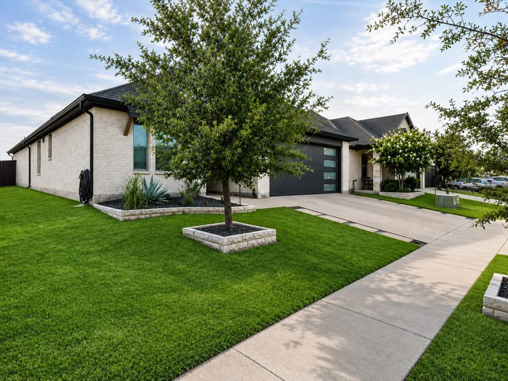 2913 Sunnyside Drive Celina, TX 75009