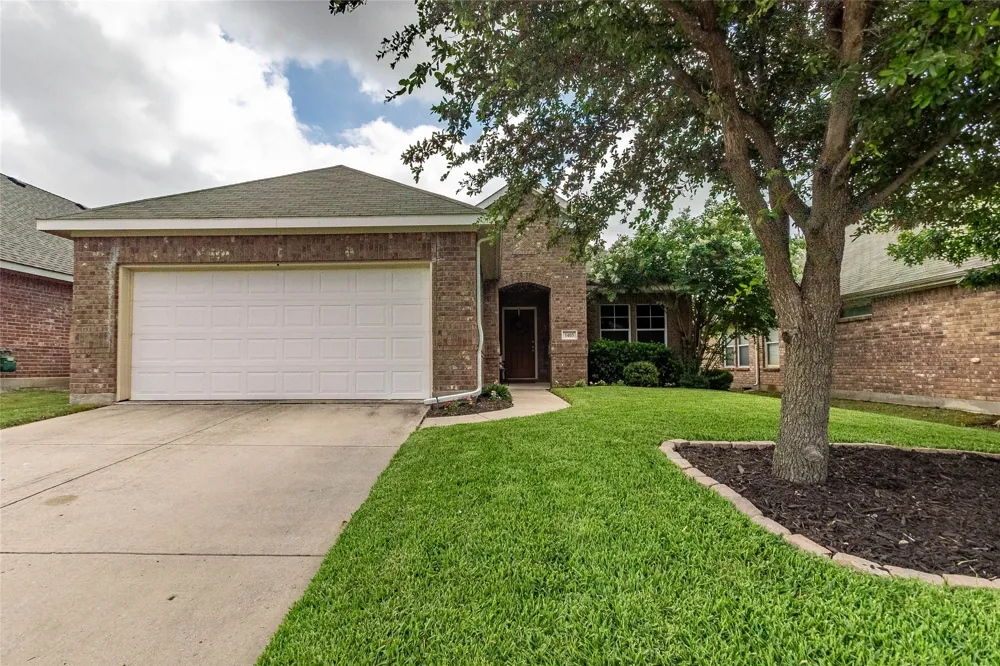 1405 Samantha Creek Drive Little Elm, TX 75068