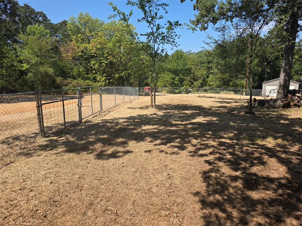 100 Crow Street Mabank, TX 75156