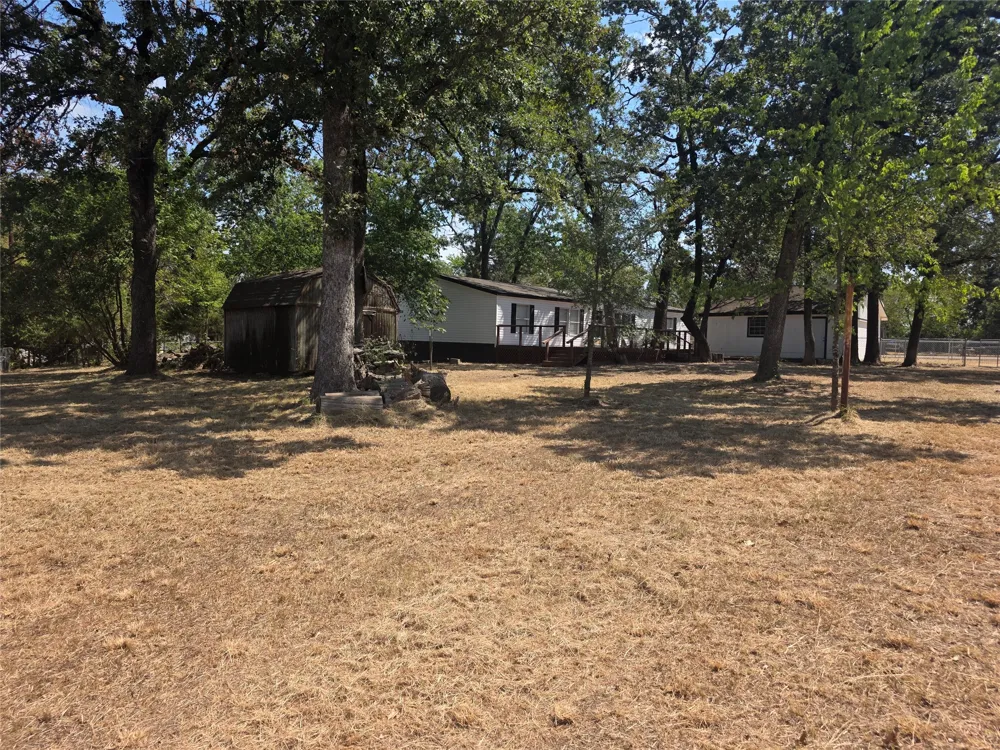 100 Crow Street Mabank, TX 75156