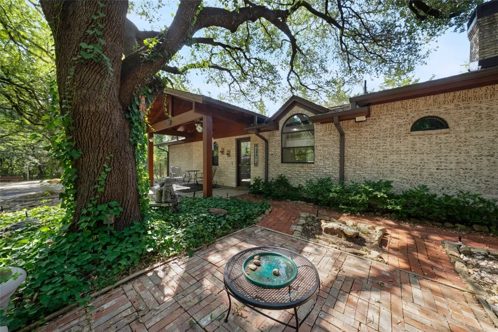 2485 County Road 852 McKinney, TX 75071