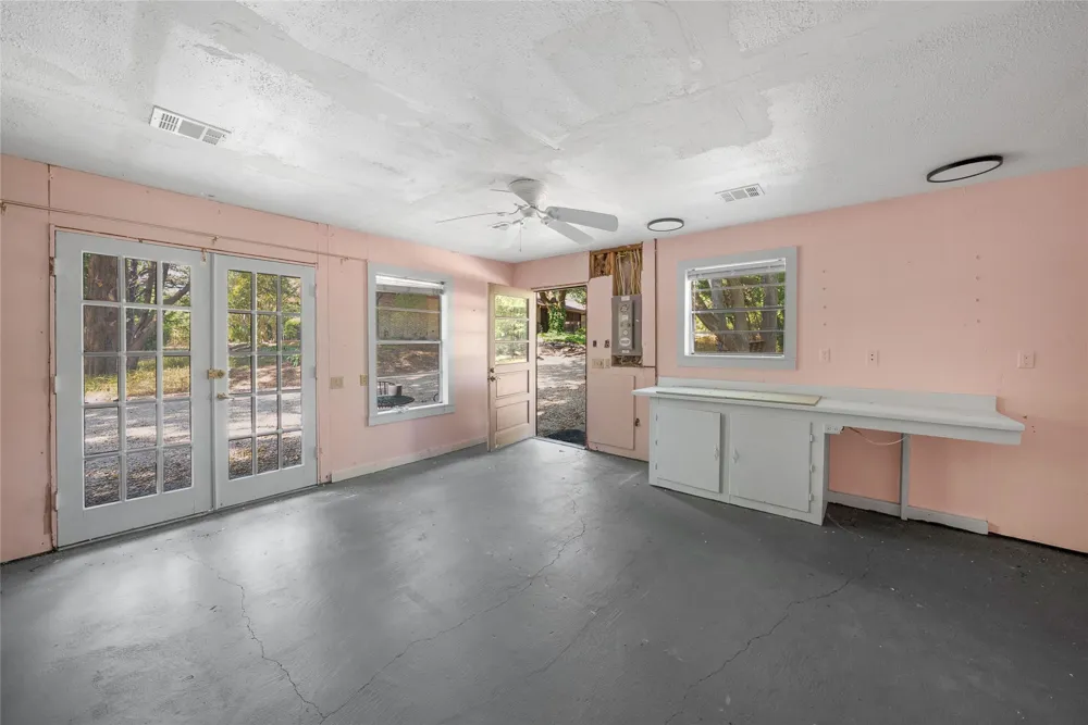 2485 County Road 852 McKinney, TX 75071