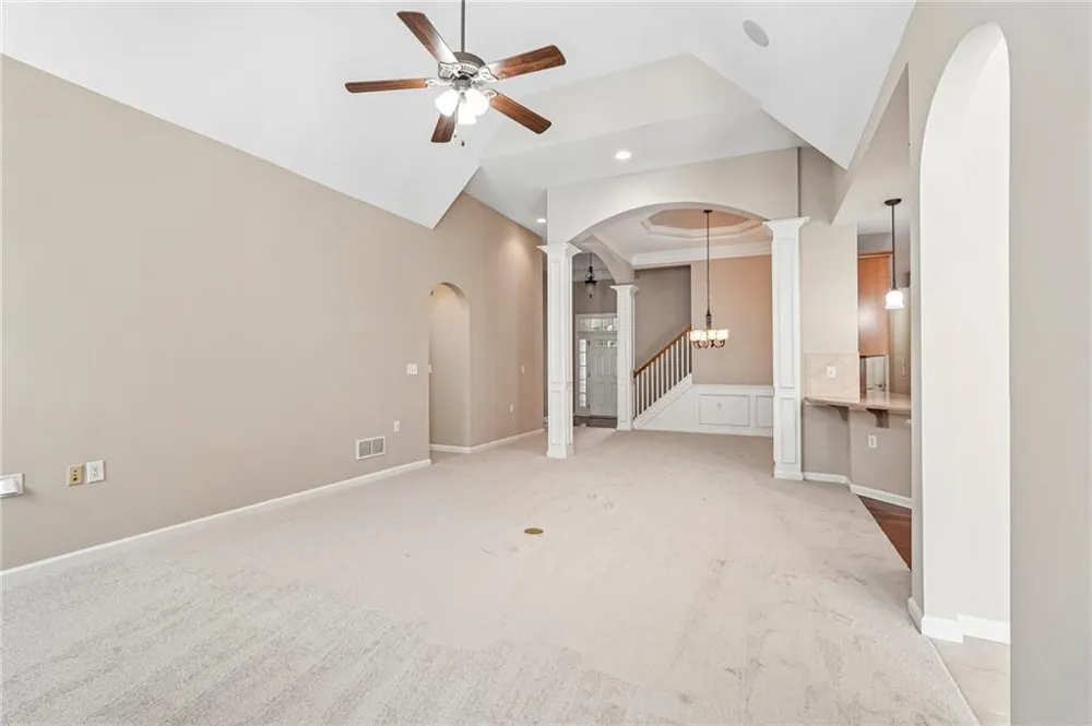 428 Brookes Walk Woodstock, GA 30188