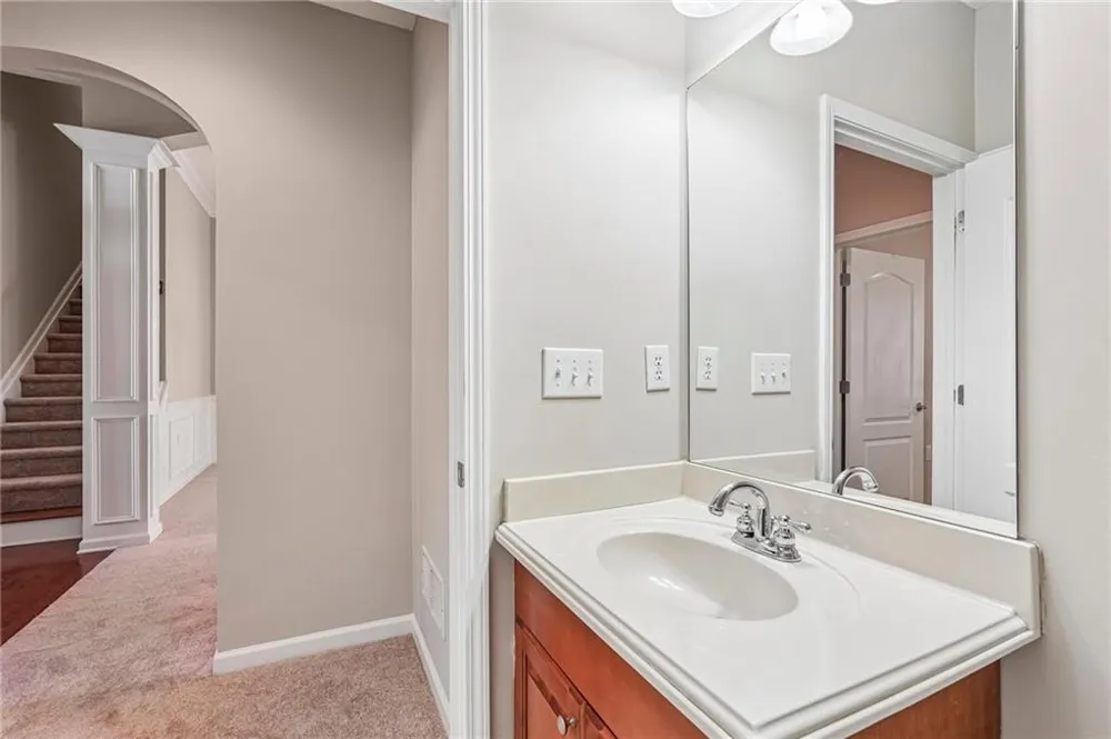 428 Brookes Walk Woodstock, GA 30188