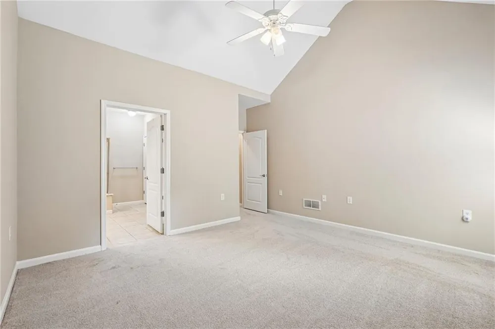 428 Brookes Walk Woodstock, GA 30188