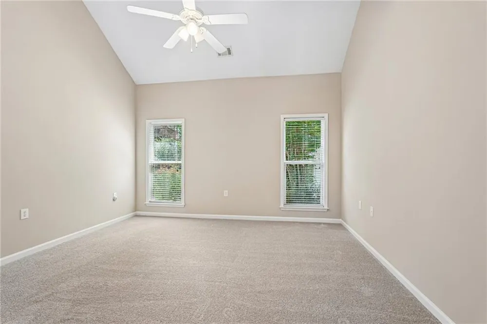 428 Brookes Walk Woodstock, GA 30188