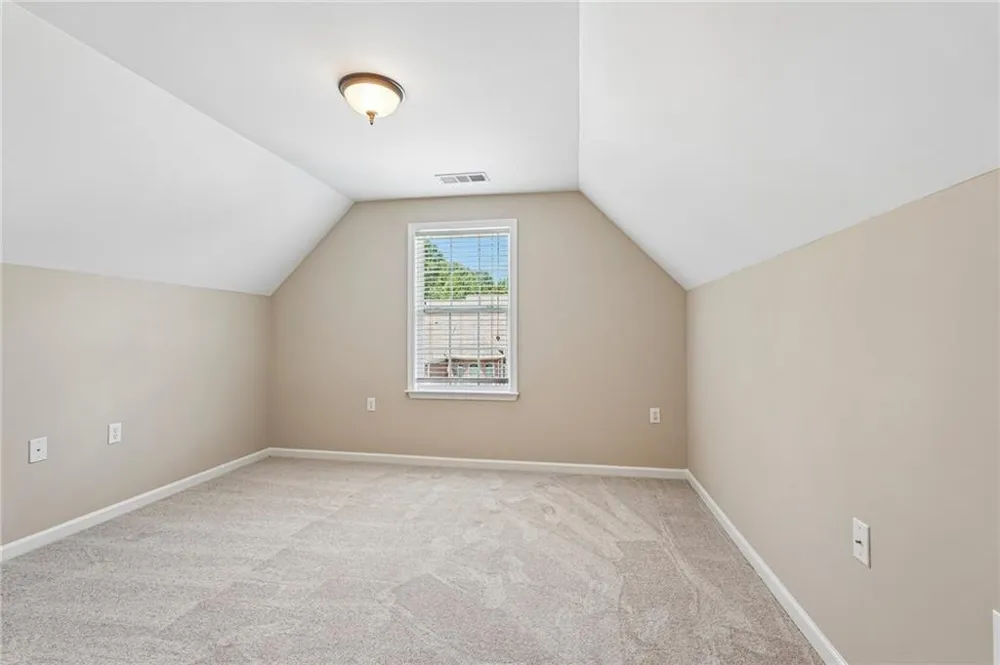 428 Brookes Walk Woodstock, GA 30188