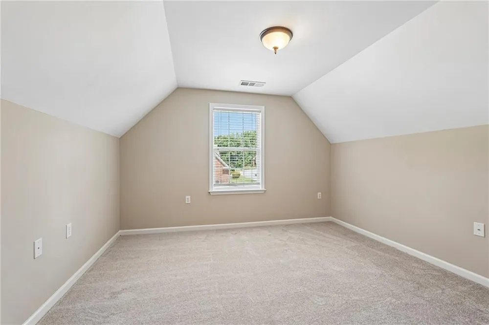 428 Brookes Walk Woodstock, GA 30188