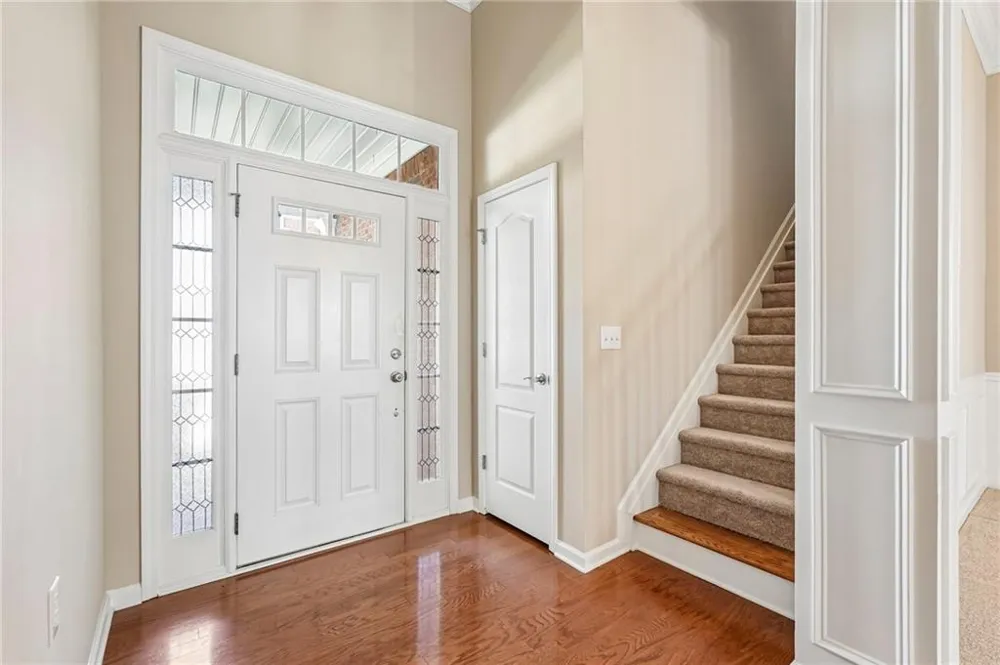 428 Brookes Walk Woodstock, GA 30188
