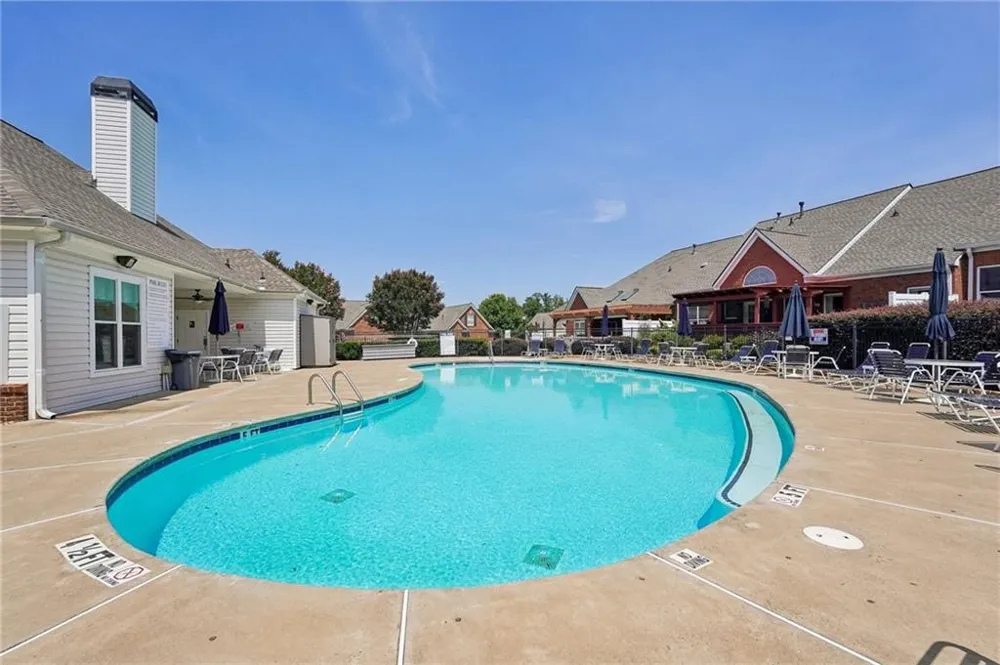 428 Brookes Walk Woodstock, GA 30188