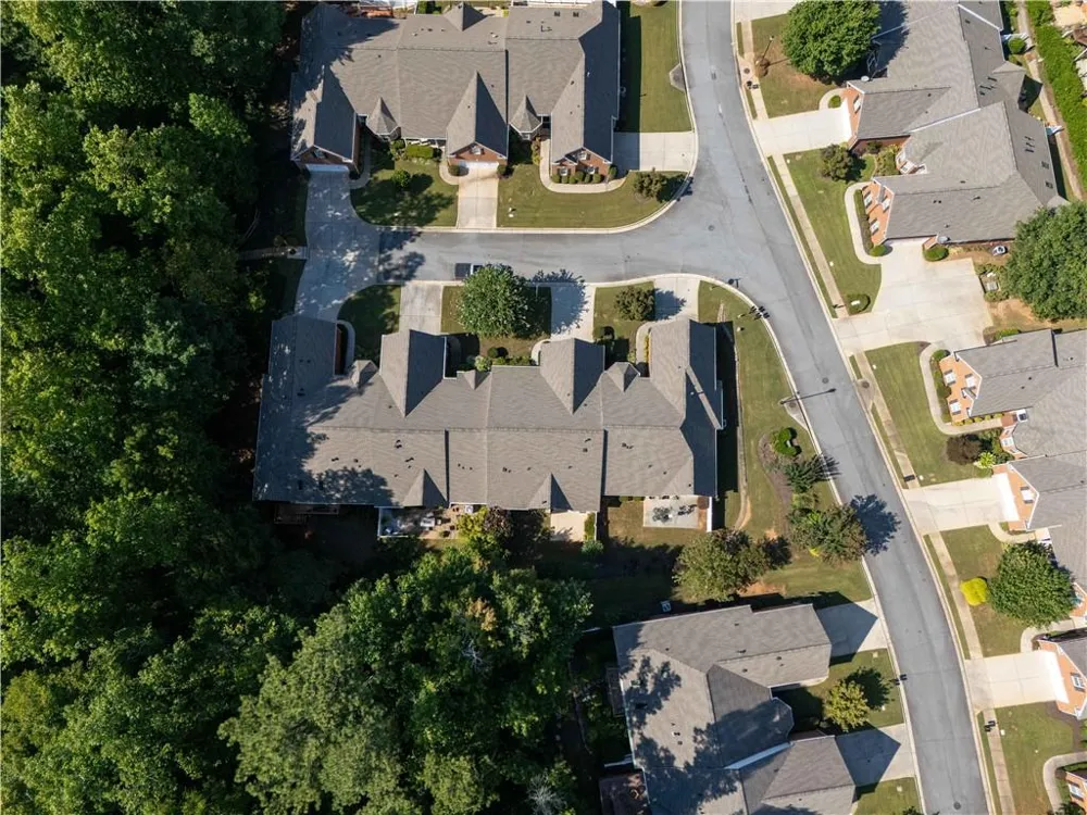 428 Brookes Walk Woodstock, GA 30188