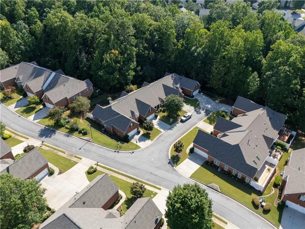 428 Brookes Walk Woodstock, GA 30188