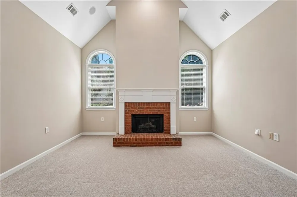 428 Brookes Walk Woodstock, GA 30188