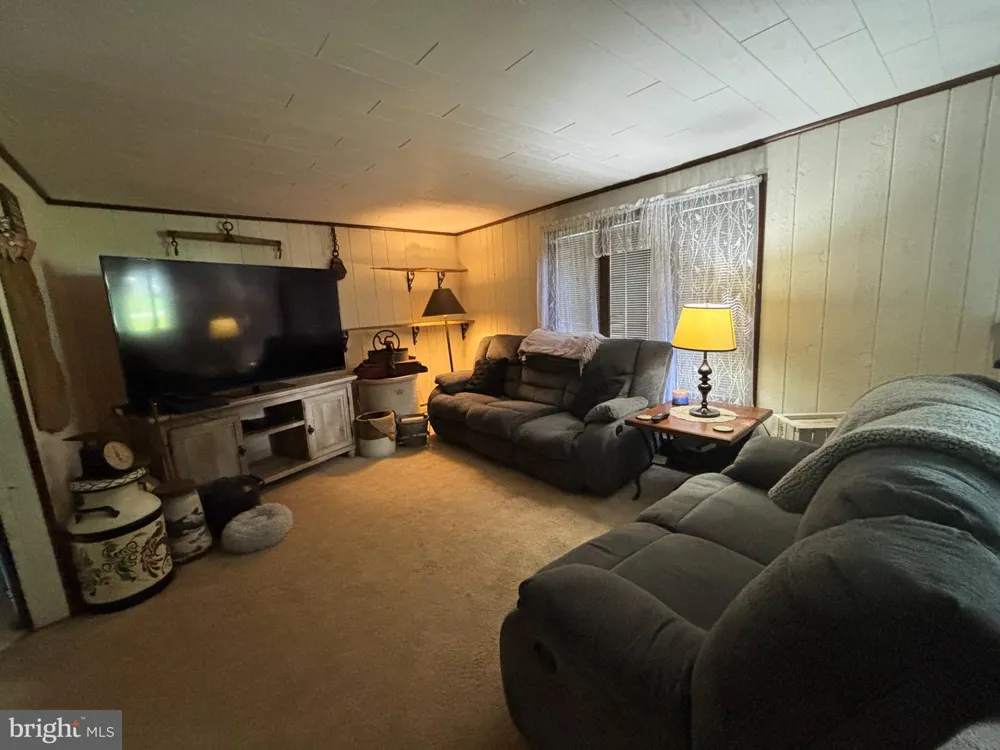 231 LAUREL ROAD Lehighton, PA 18235