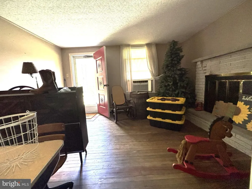 231 LAUREL ROAD Lehighton, PA 18235