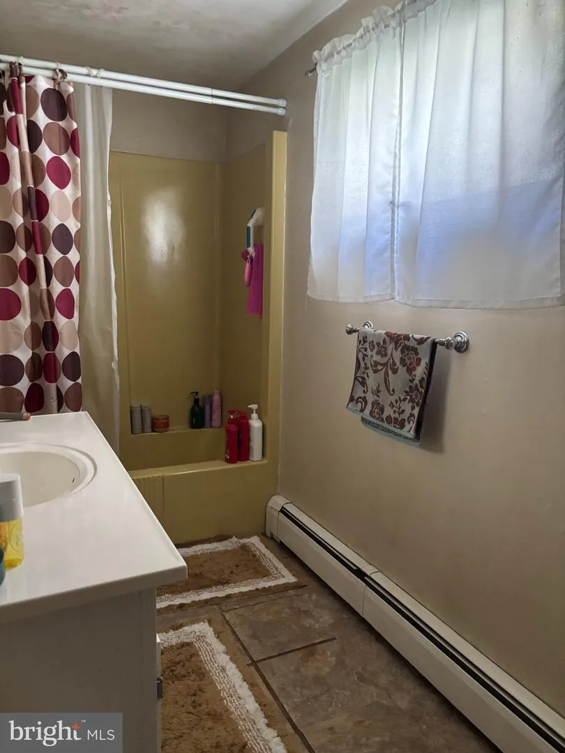 231 LAUREL ROAD Lehighton, PA 18235