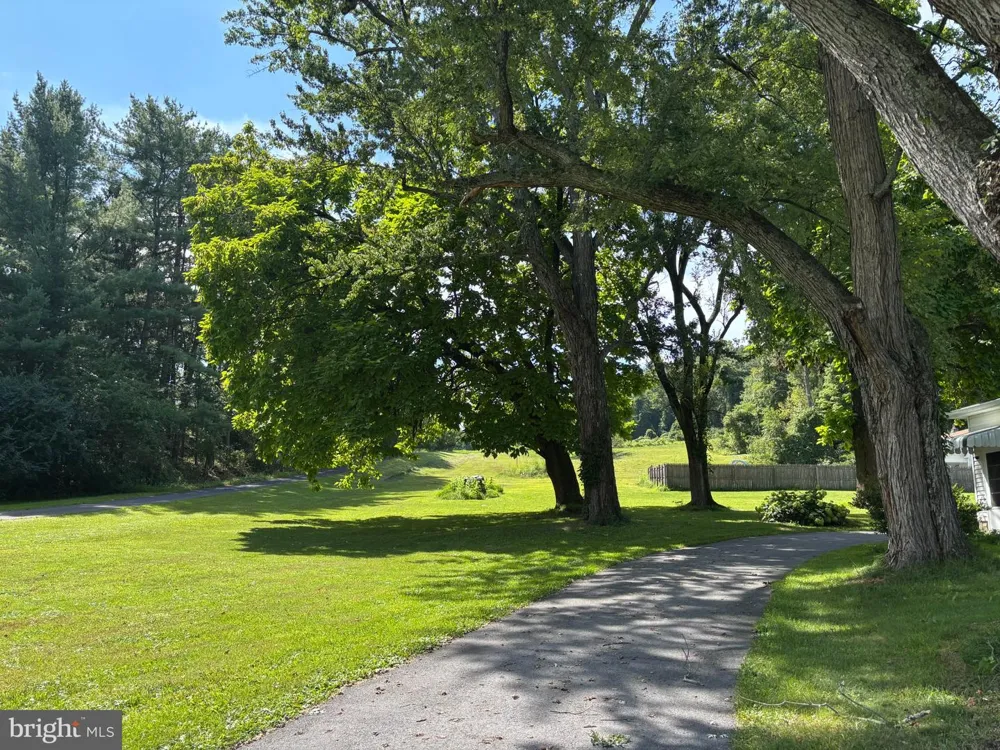 231 LAUREL ROAD Lehighton, PA 18235