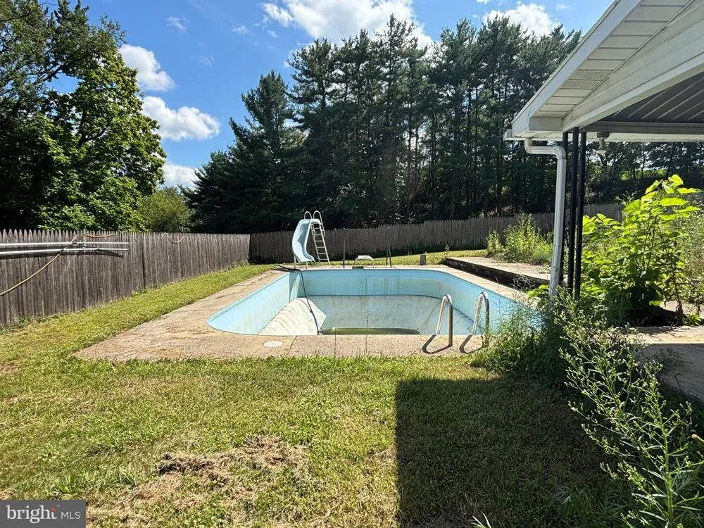 231 LAUREL ROAD Lehighton, PA 18235
