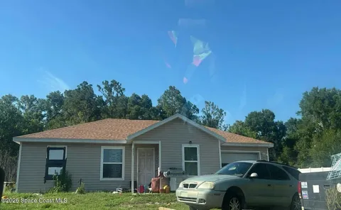877 NW 126th Lane
