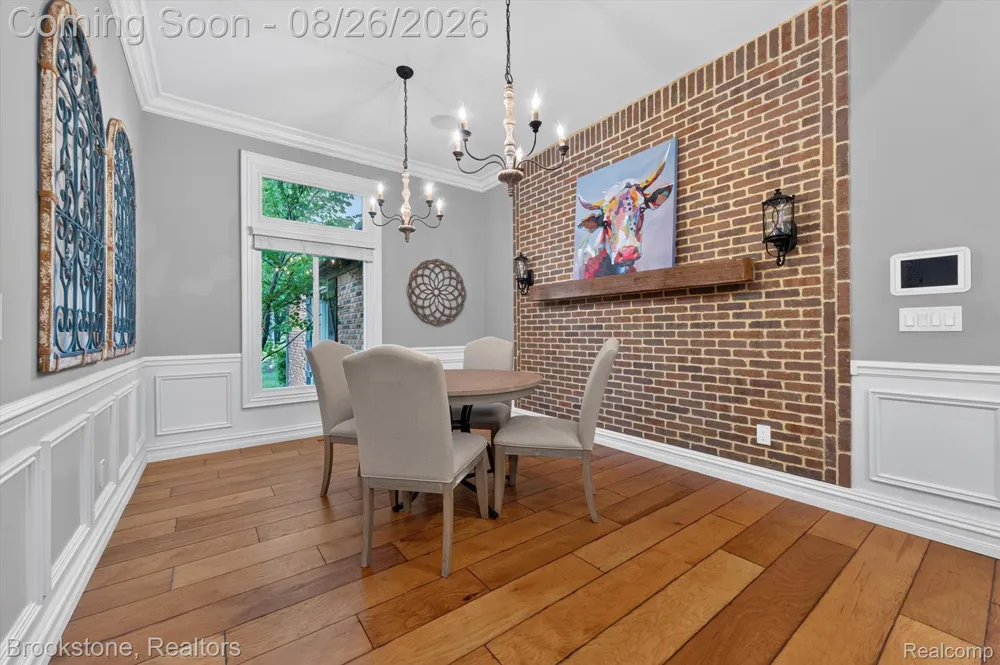 12300 Forest Glen Lane Shelby Charter Township, MI 48315