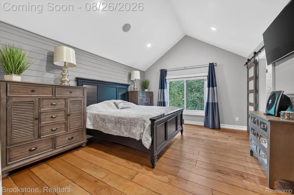 12300 Forest Glen Lane Shelby Charter Township, MI 48315