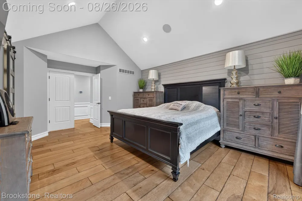 12300 Forest Glen Lane Shelby Charter Township, MI 48315