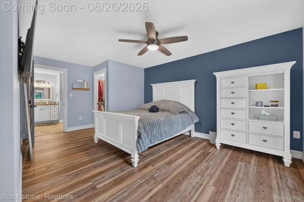 12300 Forest Glen Lane Shelby Charter Township, MI 48315