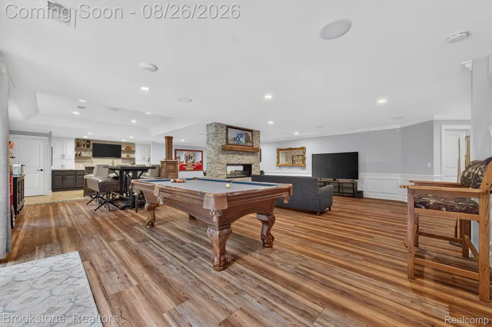 12300 Forest Glen Lane Shelby Charter Township, MI 48315