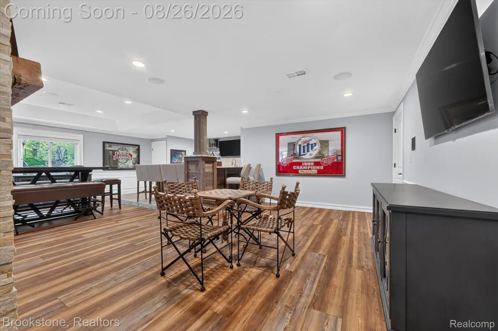12300 Forest Glen Lane Shelby Charter Township, MI 48315