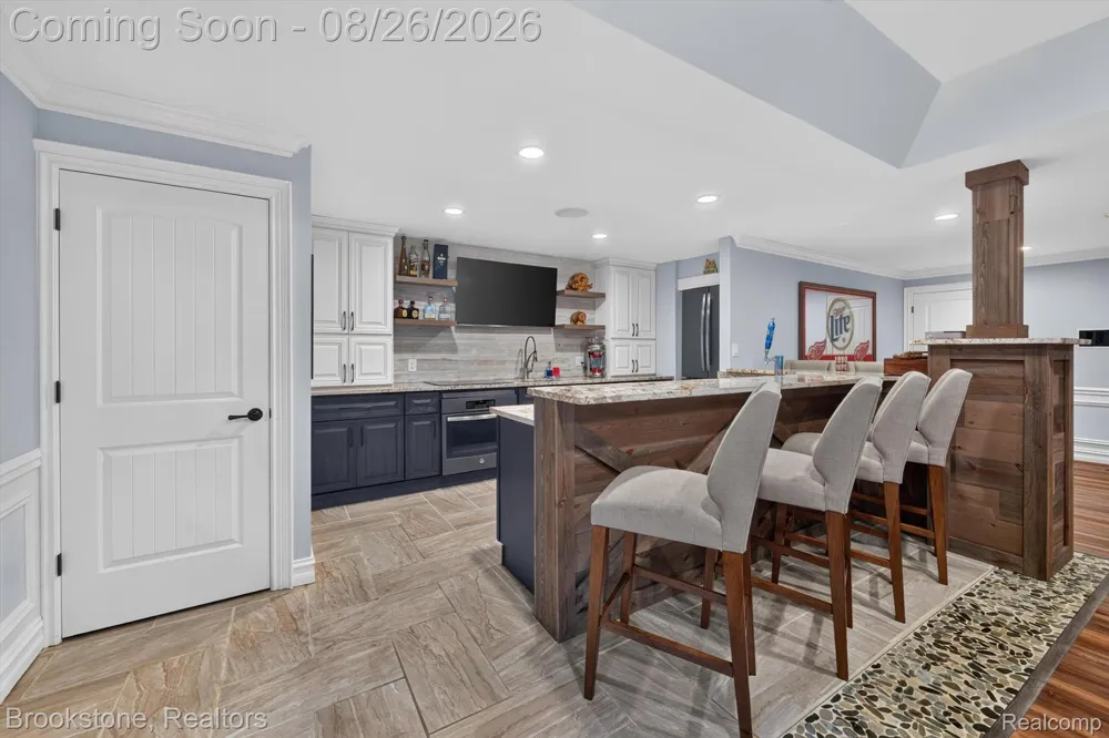 12300 Forest Glen Lane Shelby Charter Township, MI 48315