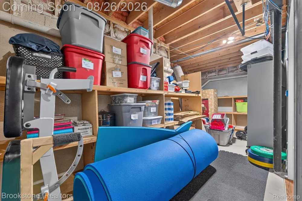 12300 Forest Glen Lane Shelby Charter Township, MI 48315