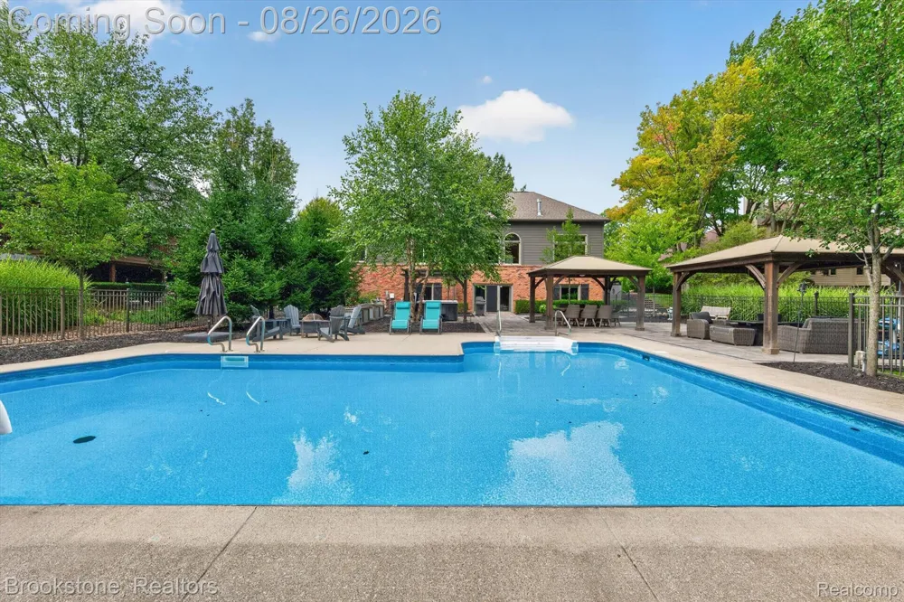12300 Forest Glen Lane Shelby Charter Township, MI 48315