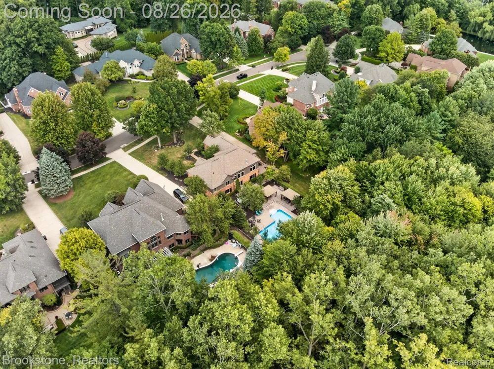 12300 Forest Glen Lane Shelby Charter Township, MI 48315