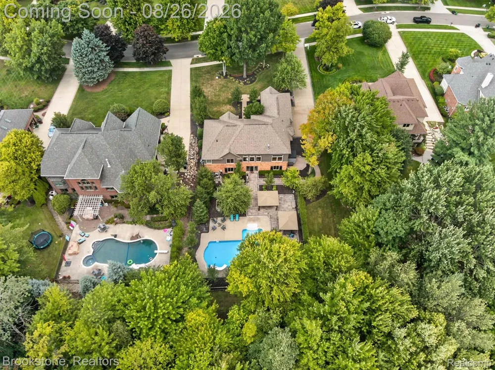 12300 Forest Glen Lane Shelby Charter Township, MI 48315