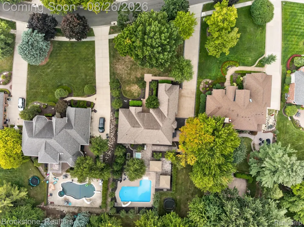 12300 Forest Glen Lane Shelby Charter Township, MI 48315