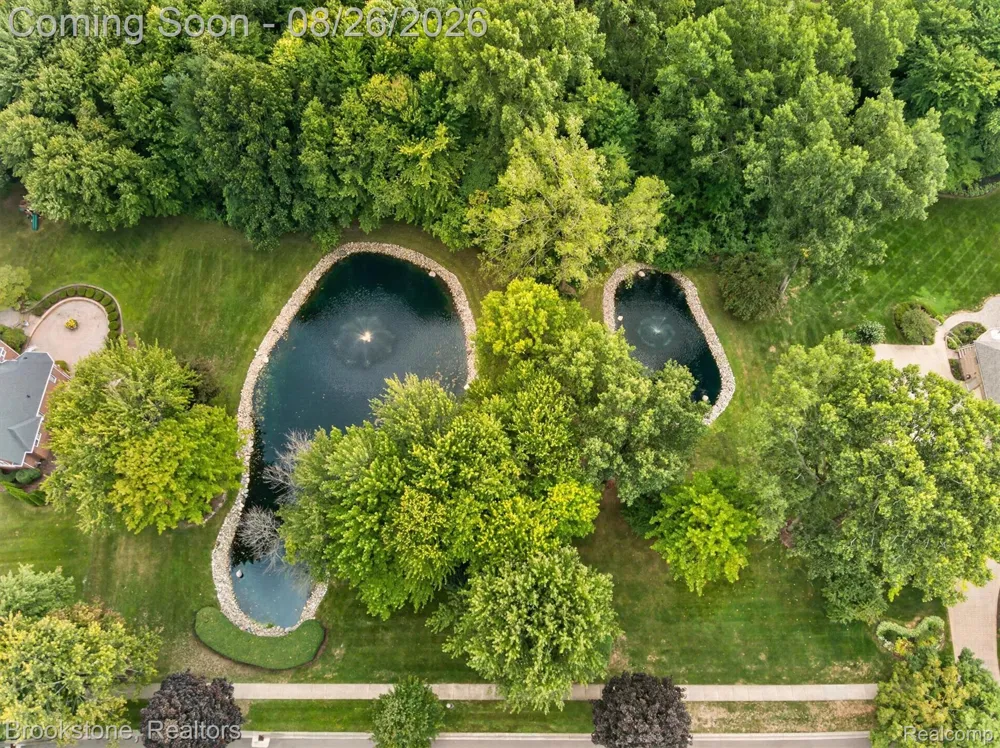12300 Forest Glen Lane Shelby Charter Township, MI 48315