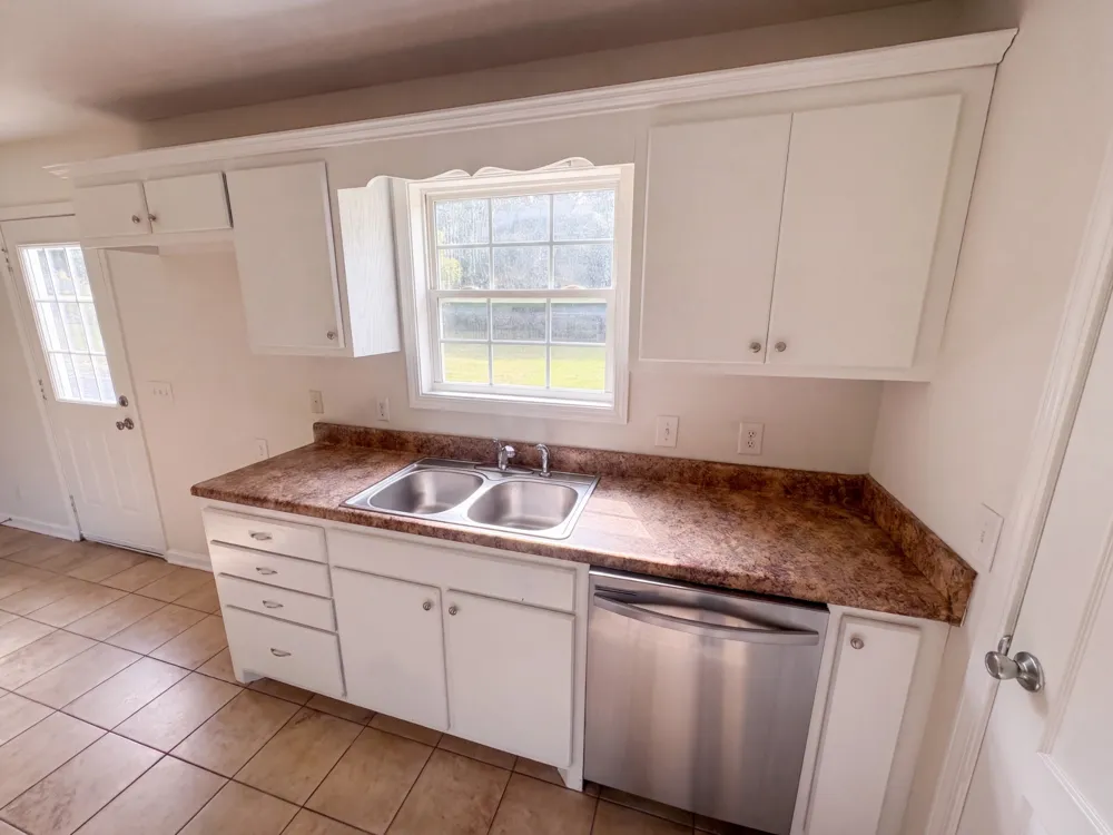 305 Shadow Dr Shelbyville, TN 37160